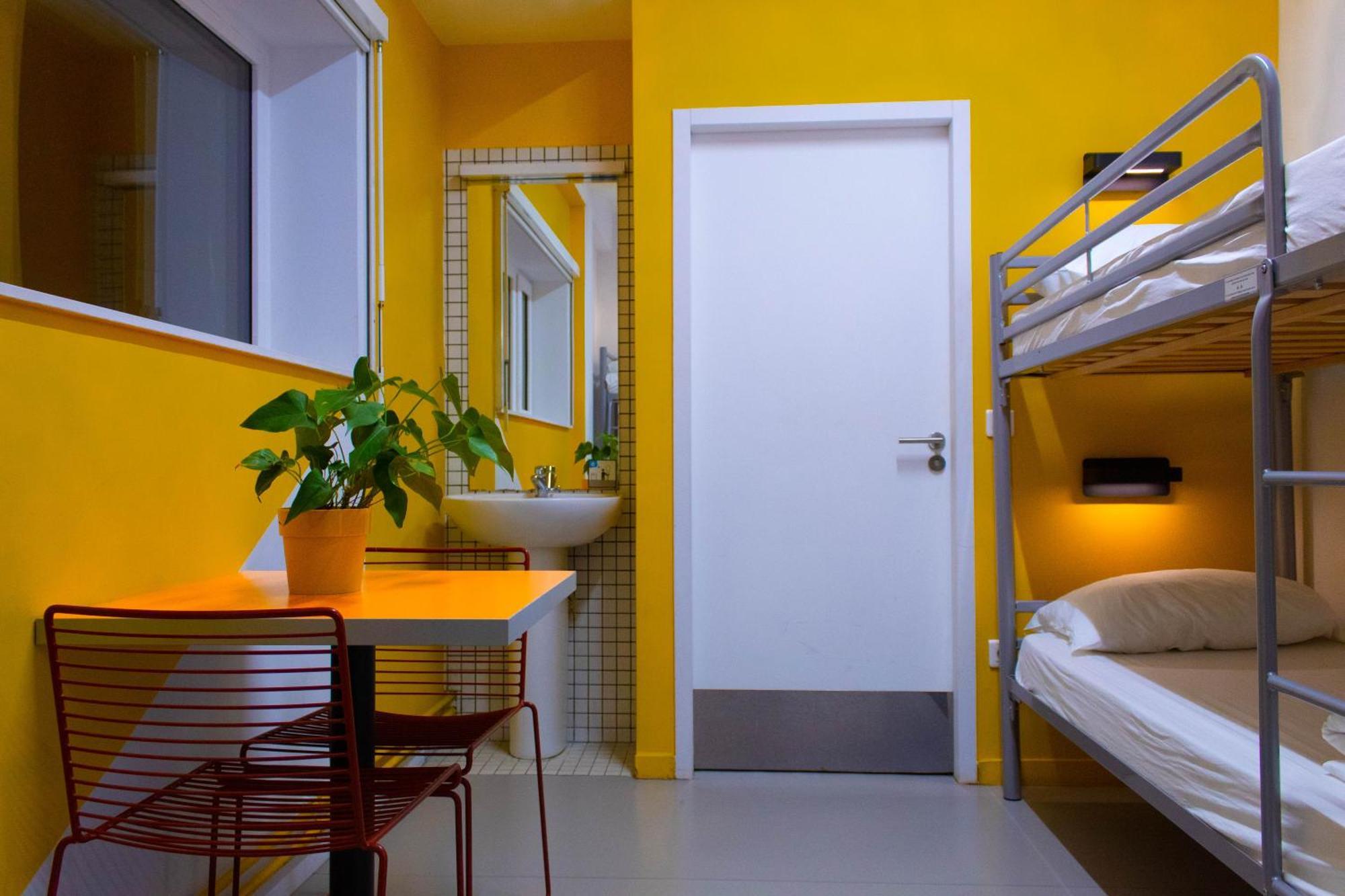 Auberge De Jeunesse Hi ลีลล์ ภายนอก รูปภาพ