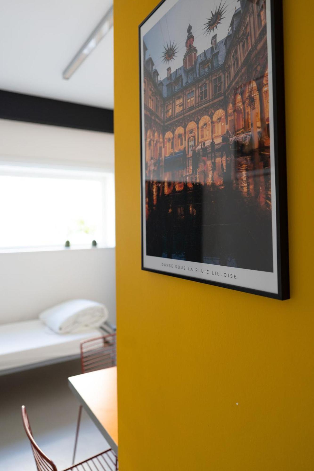 Auberge De Jeunesse Hi ลีลล์ ภายนอก รูปภาพ